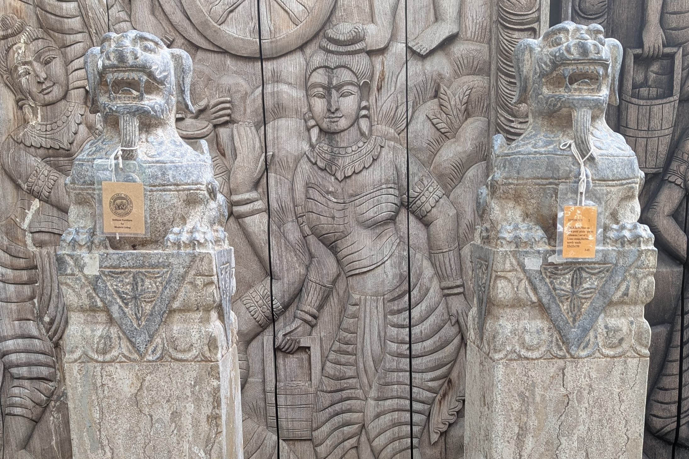 Pixiu columns