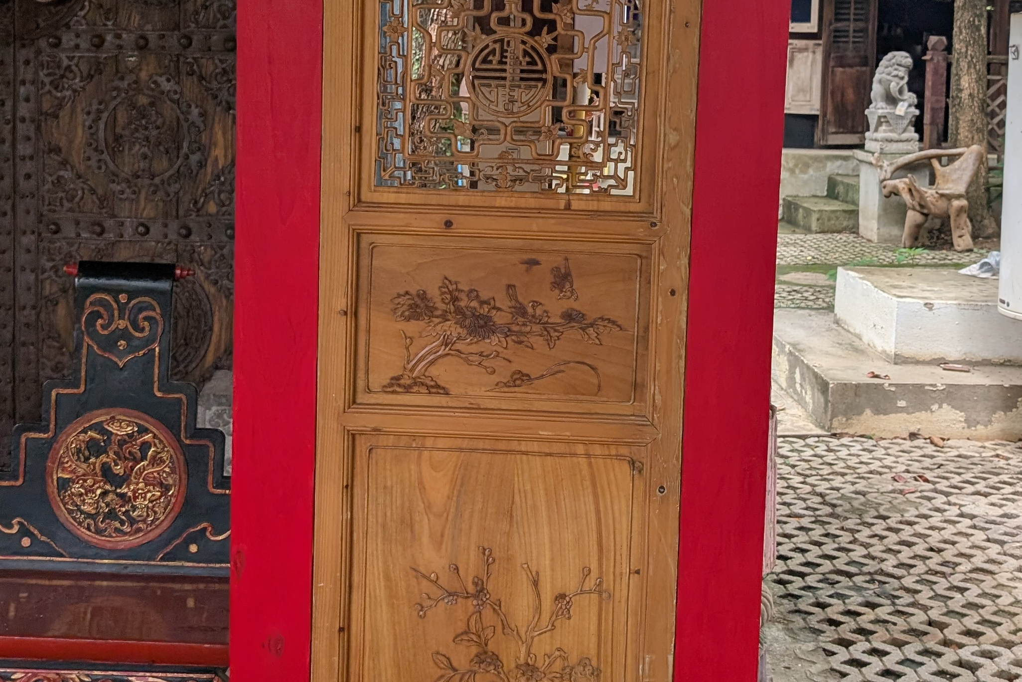 Door panel