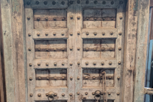 12-block door