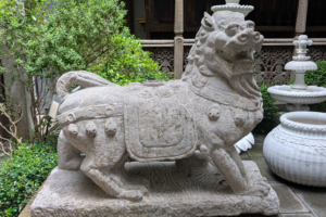 Granite Lion Pair