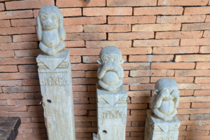 Monkey Columns