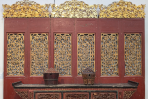 Red set of panels