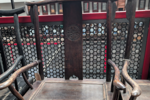 Lucky chair