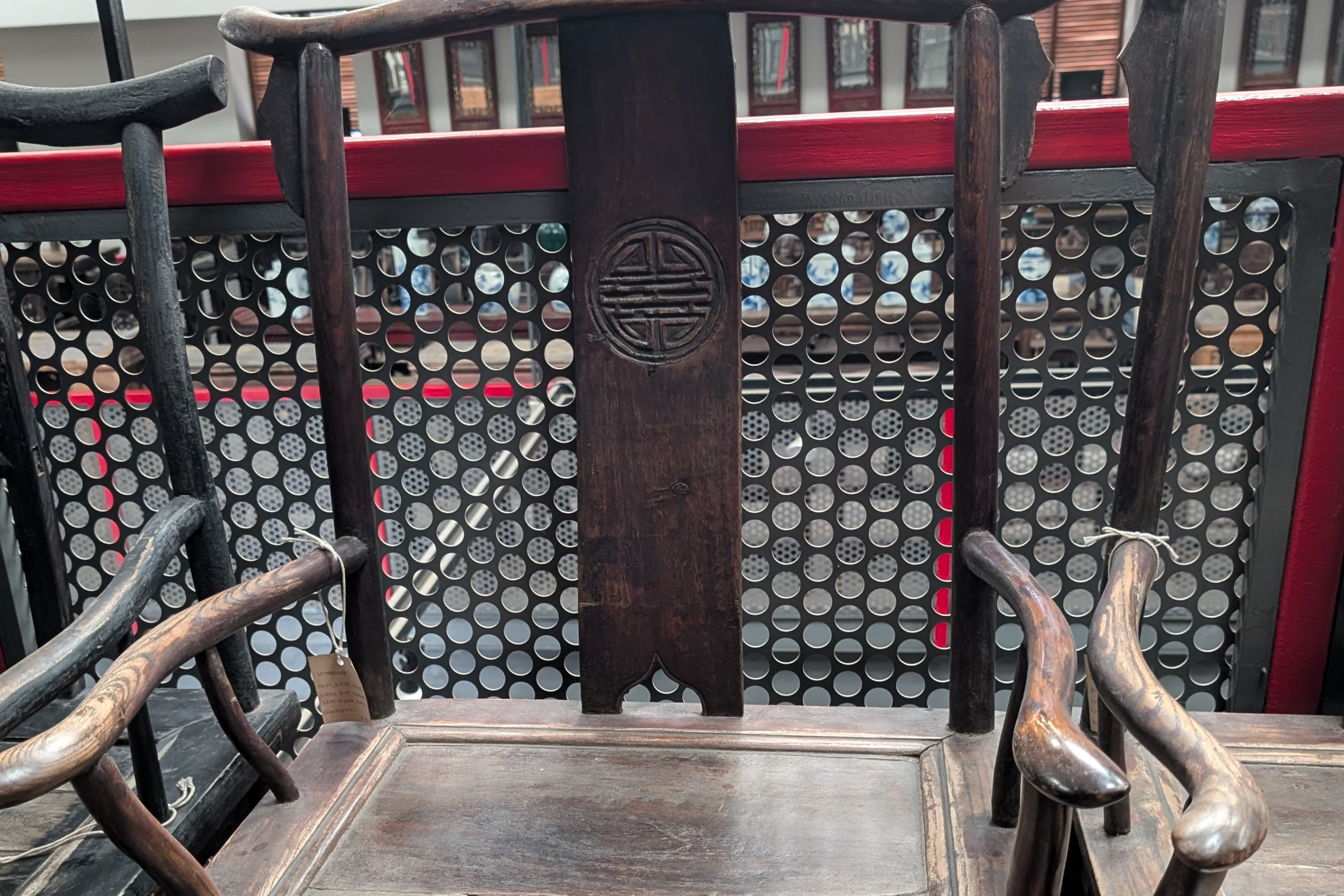 Lucky chair