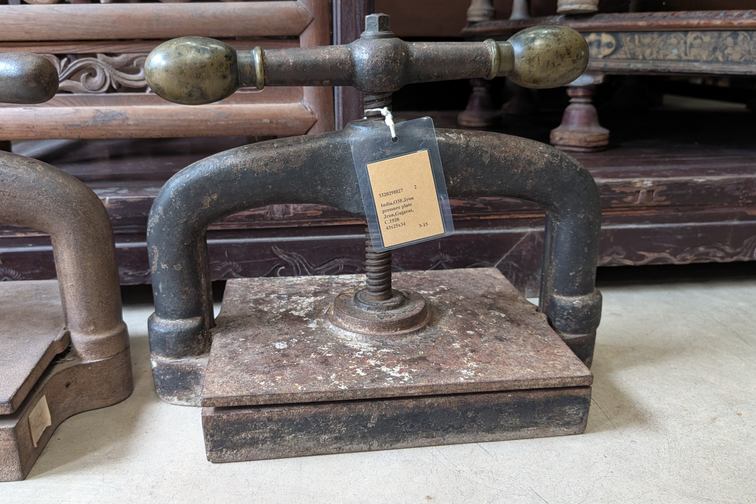 Gujarat Iron Press Pair