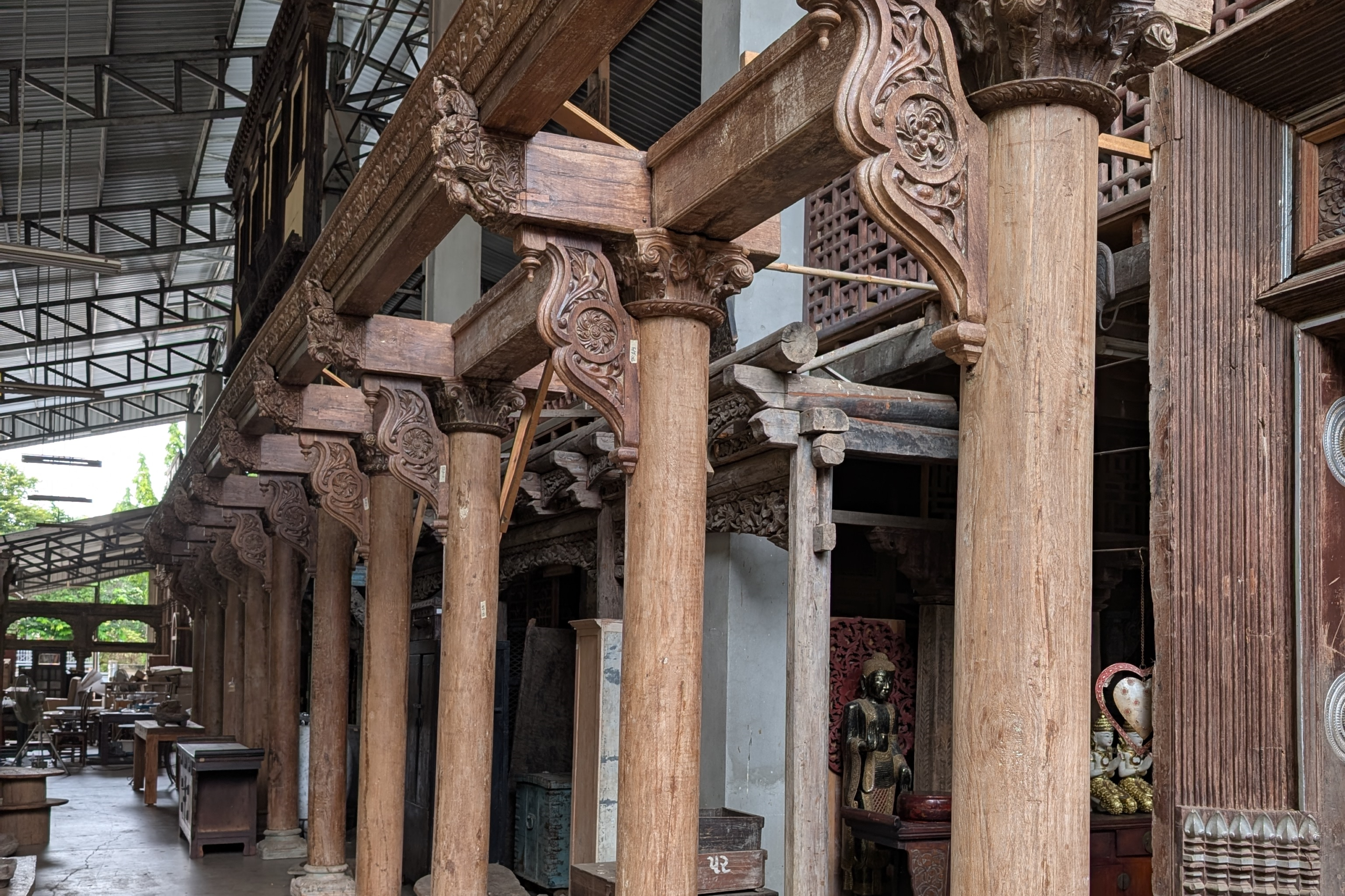 11-column archway