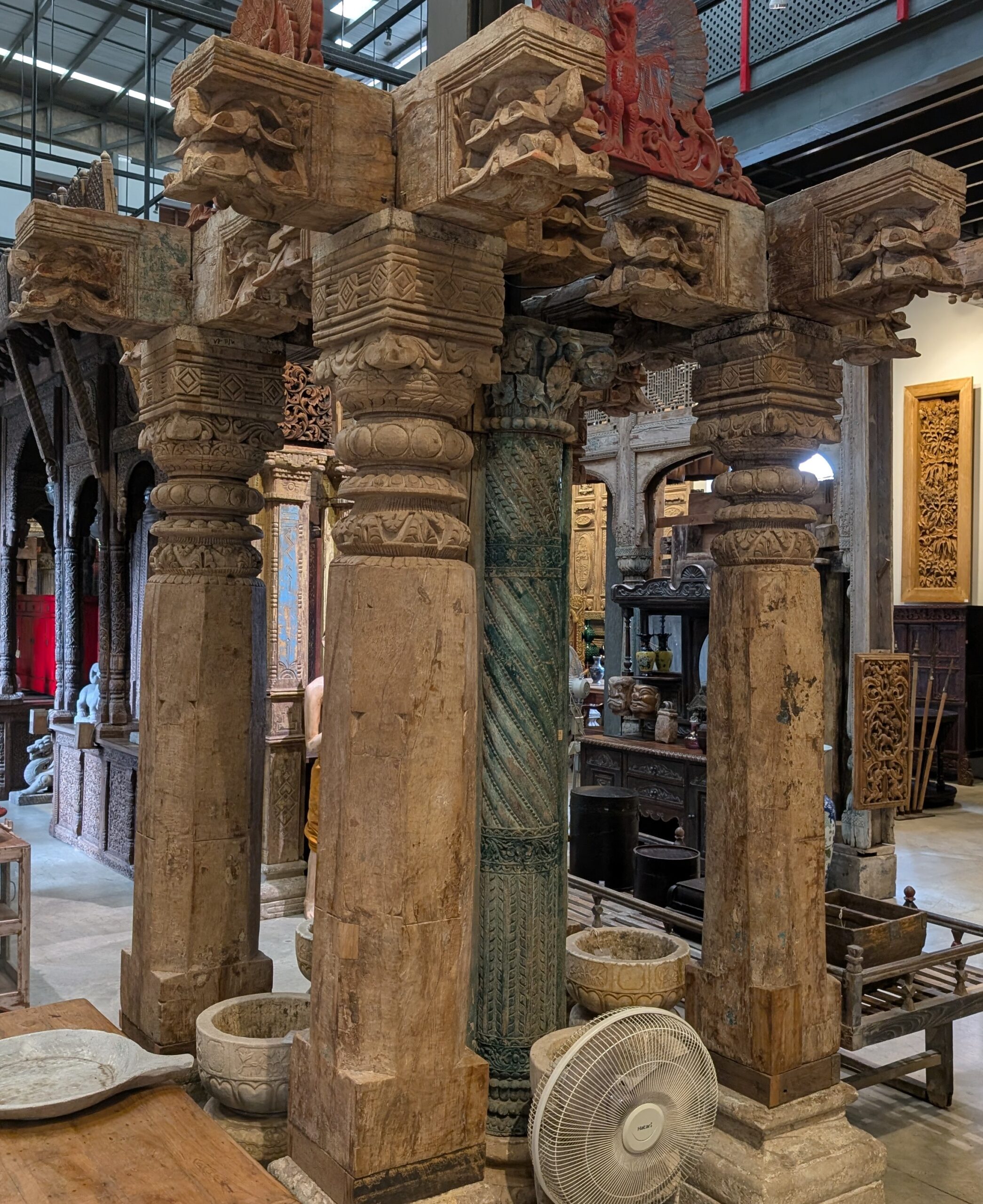Column set of 4 - Image 2
