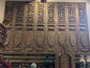 Wooden screen