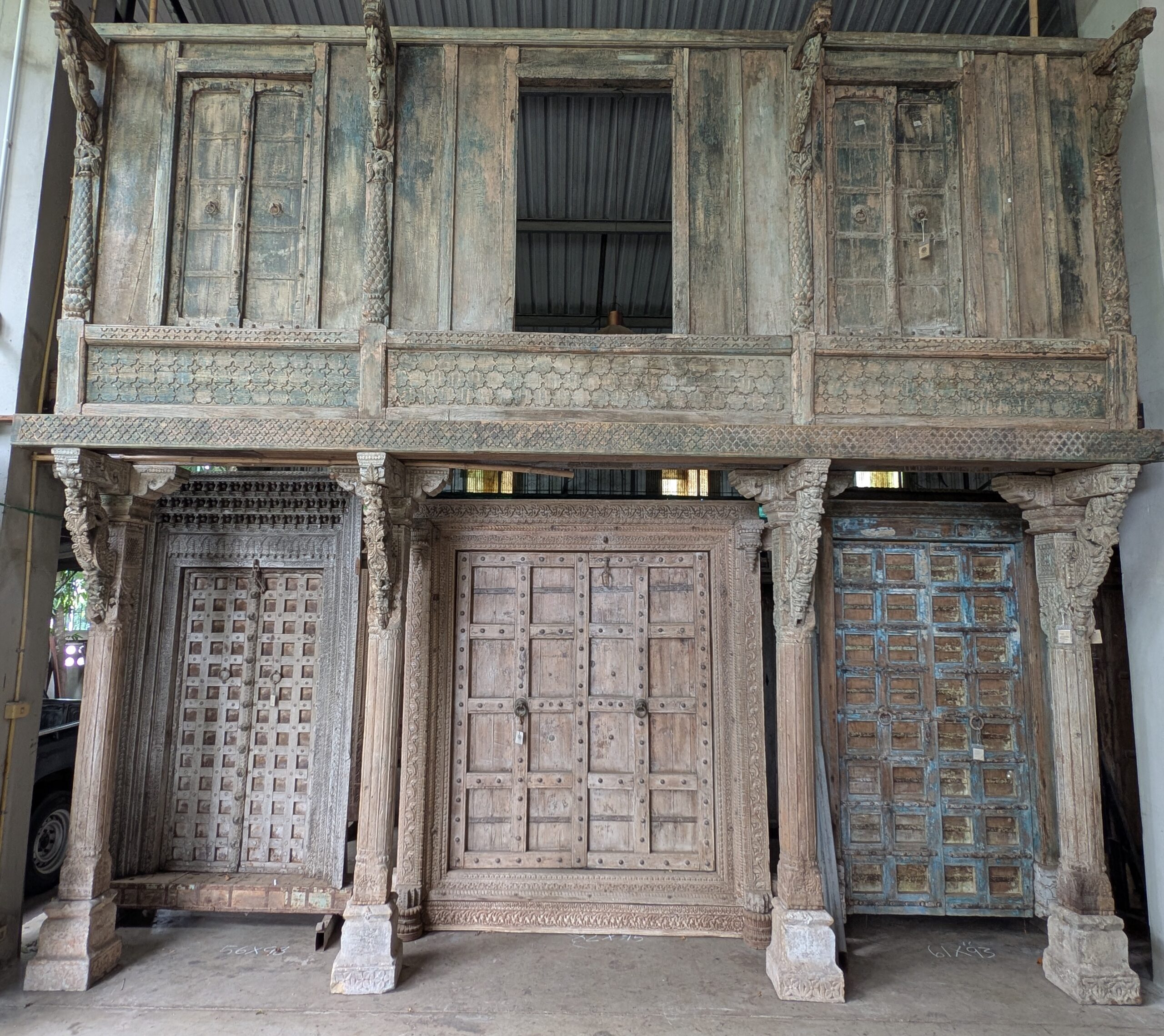 Wooden balcony - Image 2
