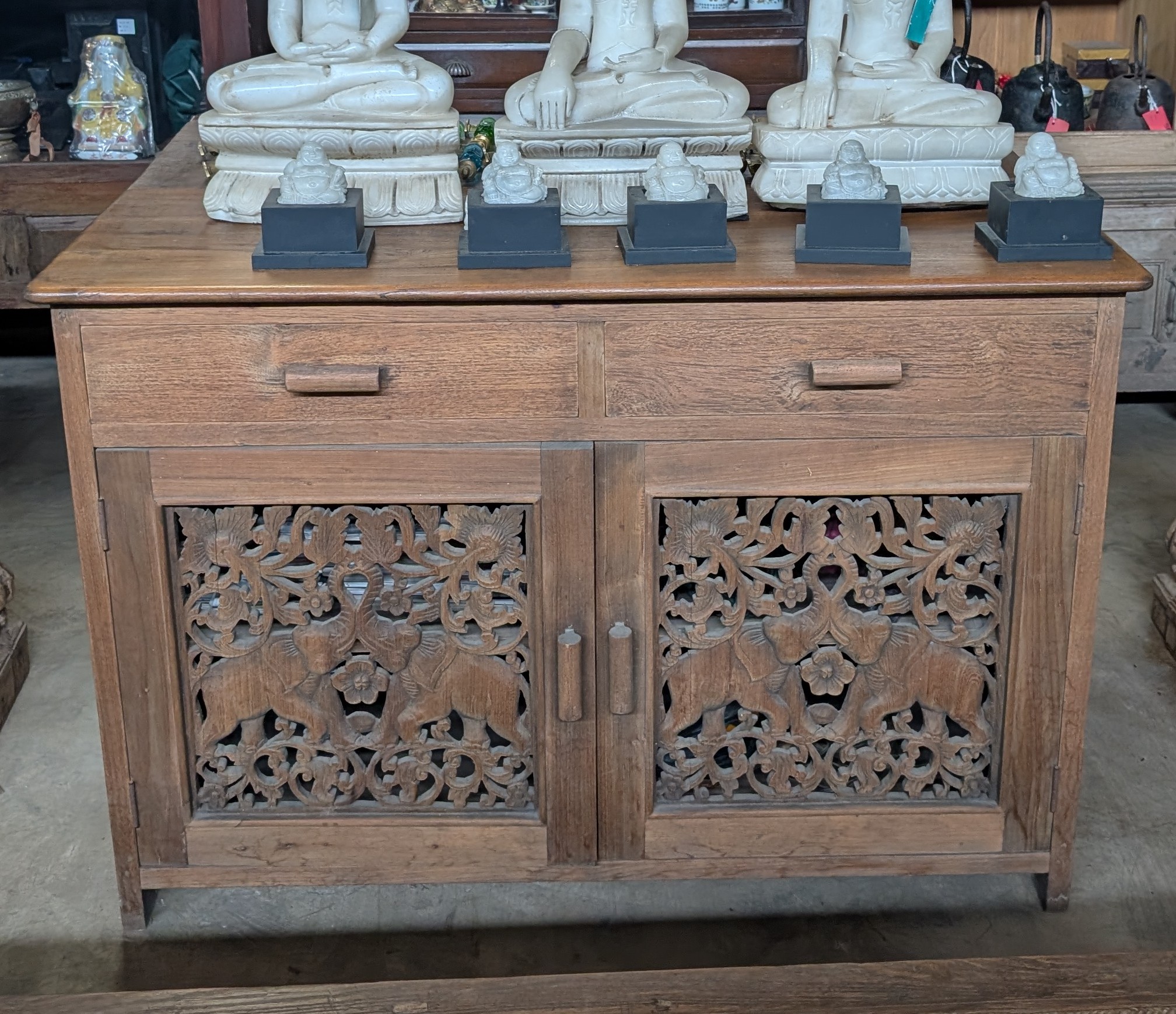 Wooden cupboard with elephants - Image 2