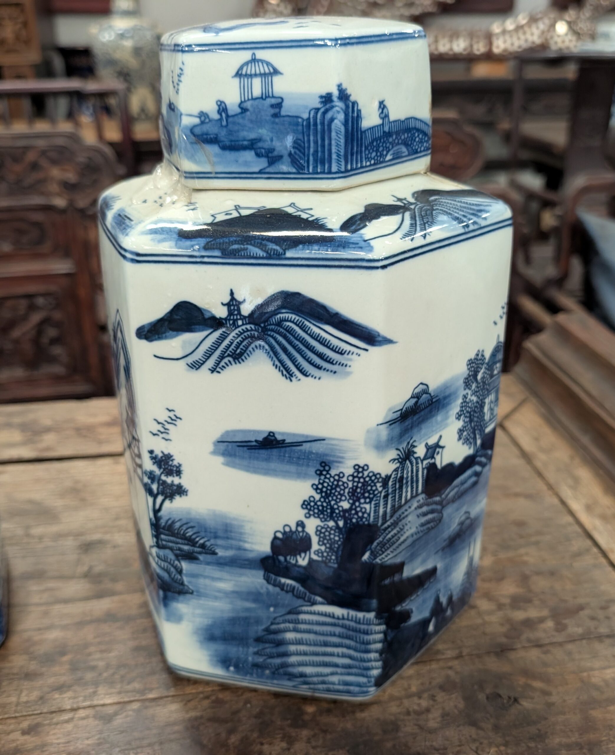 Crane Landscape Jar - Image 2