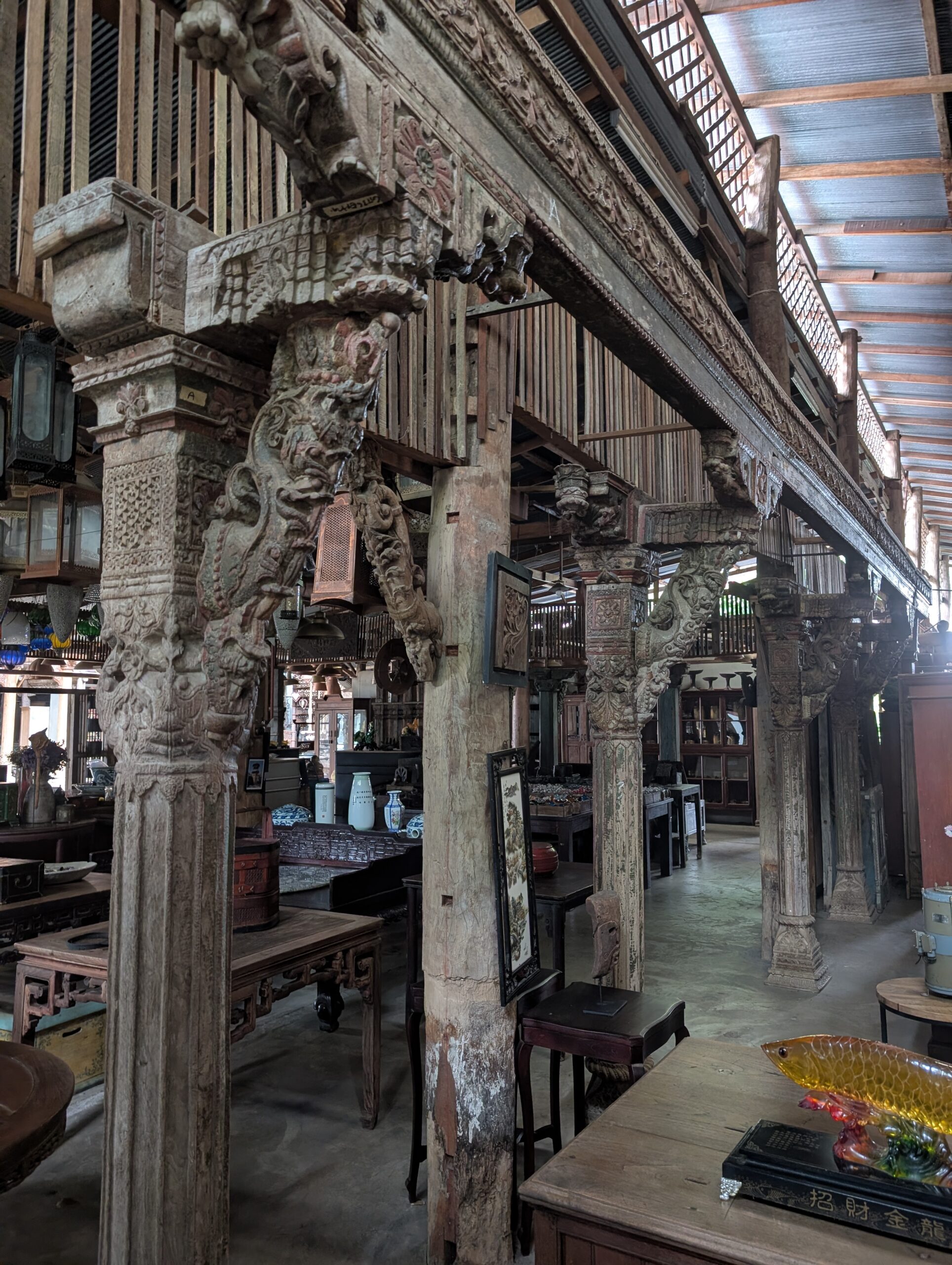 Wooden arch - Image 2